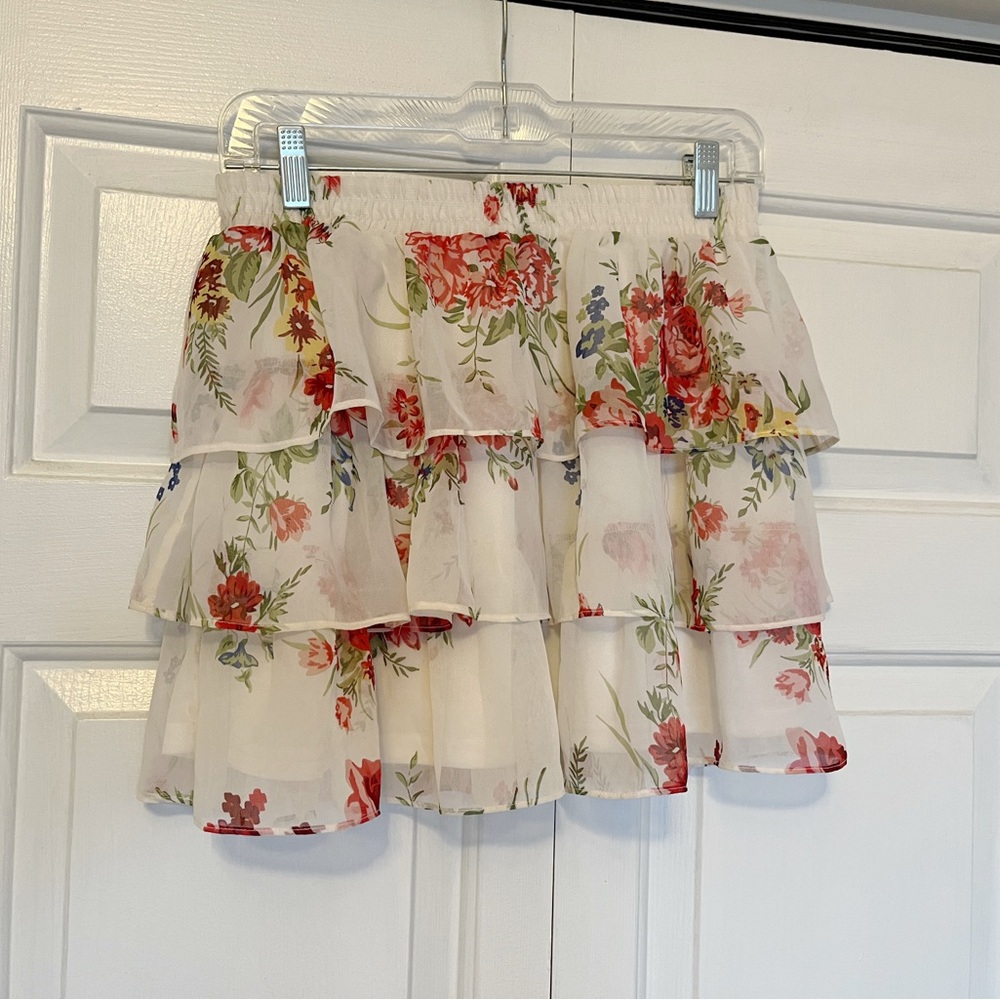 Forever 21 White Floral Tiered Ruffle Mini Skirt